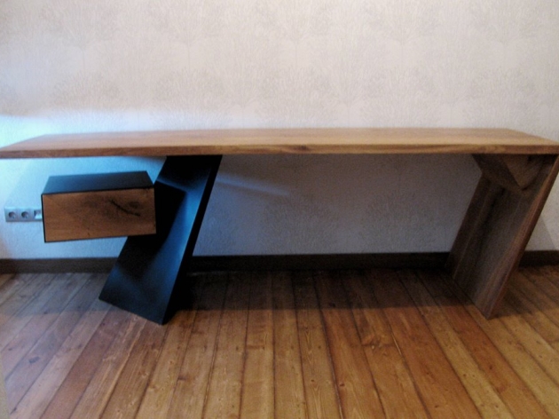 Writing Table 007