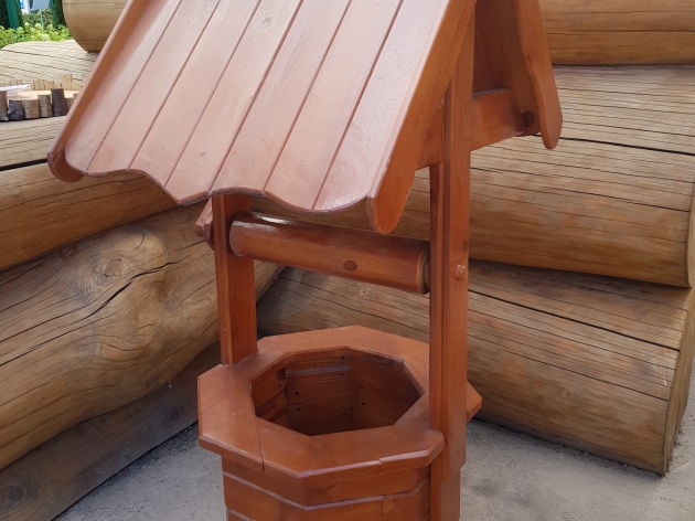 Small Well of Wood (0091)