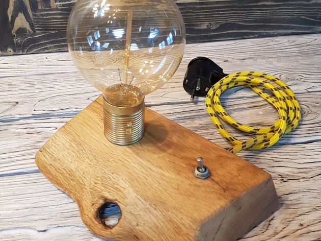 Лампа на подставке KR038