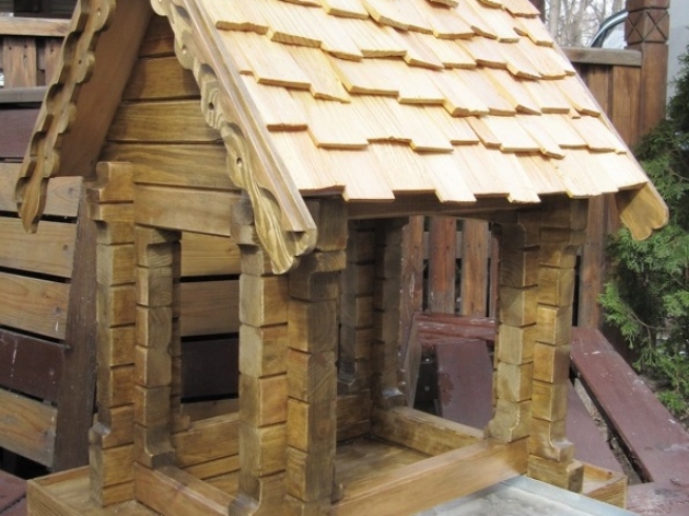 Feeder HOUSE