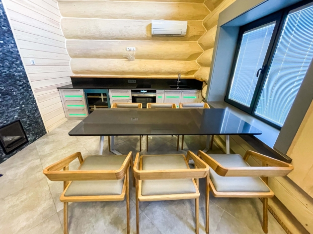 DINING TABLE LUX