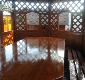 Oval Arbor (0033)