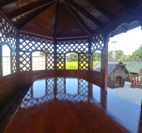 Oval Arbor (0033)