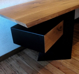 Writing Table 007