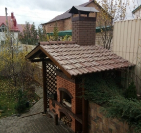 Навіс над барбекю