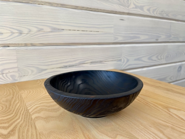 Charred bowl of natural wood (W 002)